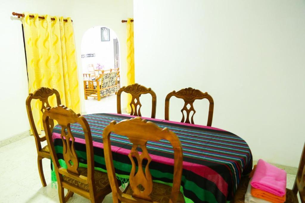 Indusara Villa 벤토타 외부 사진